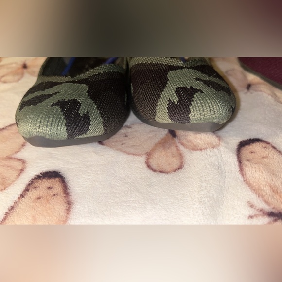 Rothy’s Camo size 11 EUC - Picture 3 of 4